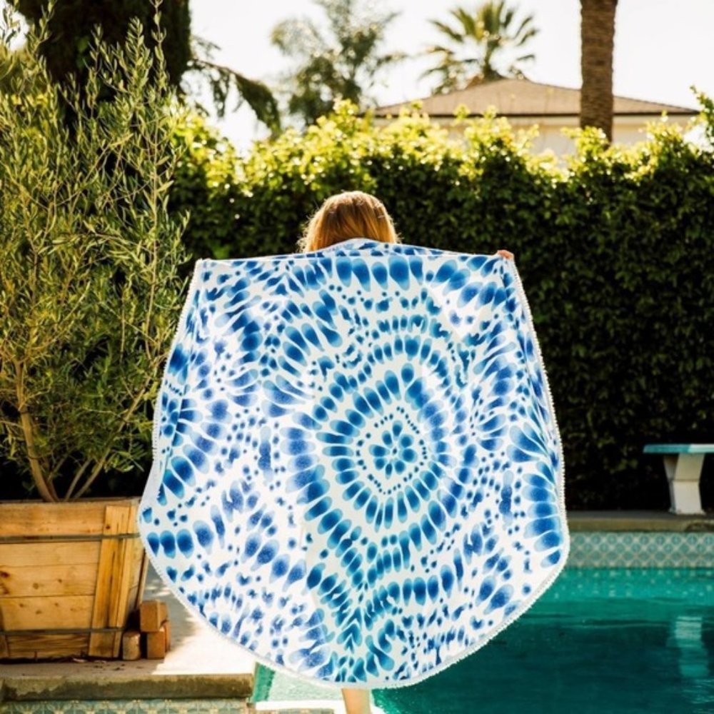 Enchante Home Indigo Round Turkish Beach Towel